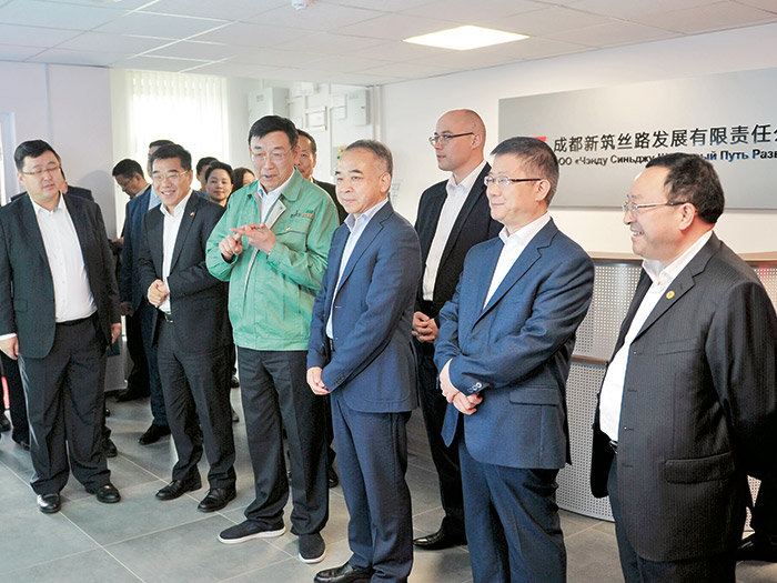  2018.8.29四川省委常委、成都市委书记范锐平视察yl6809永利股份“中白工业园”项目投产运营仪式